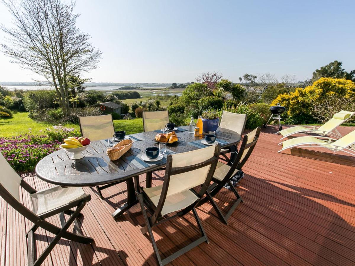 Panorama By Interhome Holiday home Plouneour-Trez
